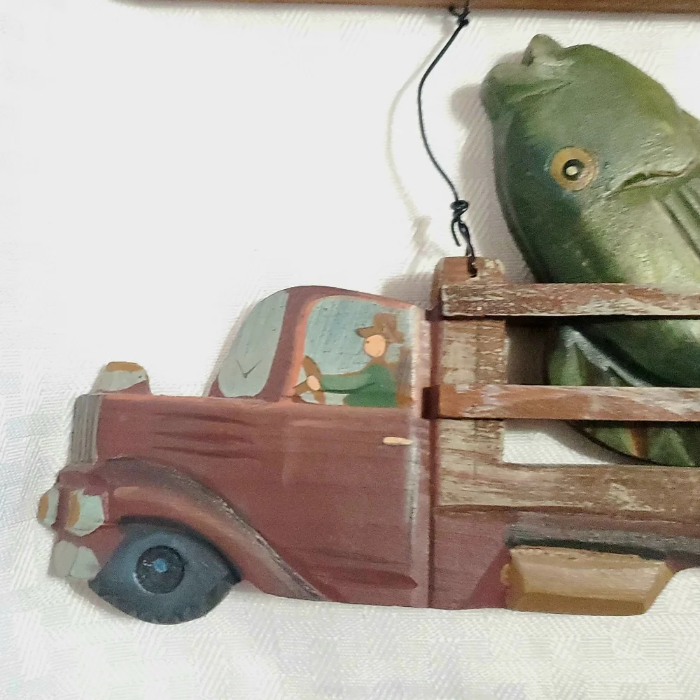 Handcrafted Wood Sign Grandpa's Fish Story. - Picture 10 of 12